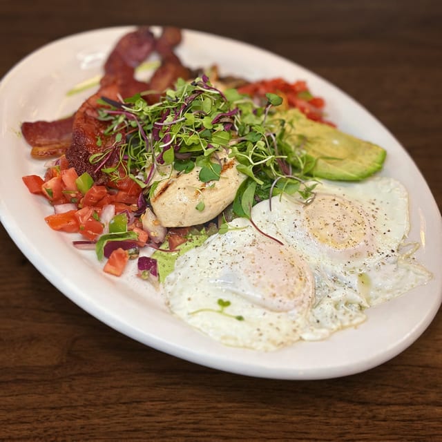Keto Bomb Breakfast.